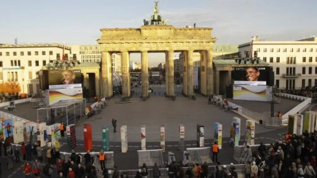 Berlínská zeď je zpátky – symbolicky a v rozebíratelné formě.