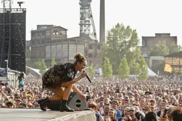 Po covidové pauze začínají Colours of Ostrava a slibují nejlepší ročník v historii. Ve středu vystoupí Twenty One Pilots