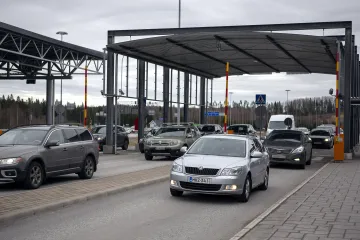 Vlaky do Finska a letadla do Turecka se plní Rusy. Bojí se diktatury i bídy