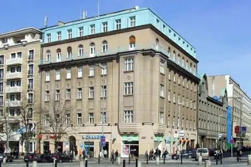 Reportéři ČT: Demolice na Václaváku - památkáři jdou na ruku investorovi