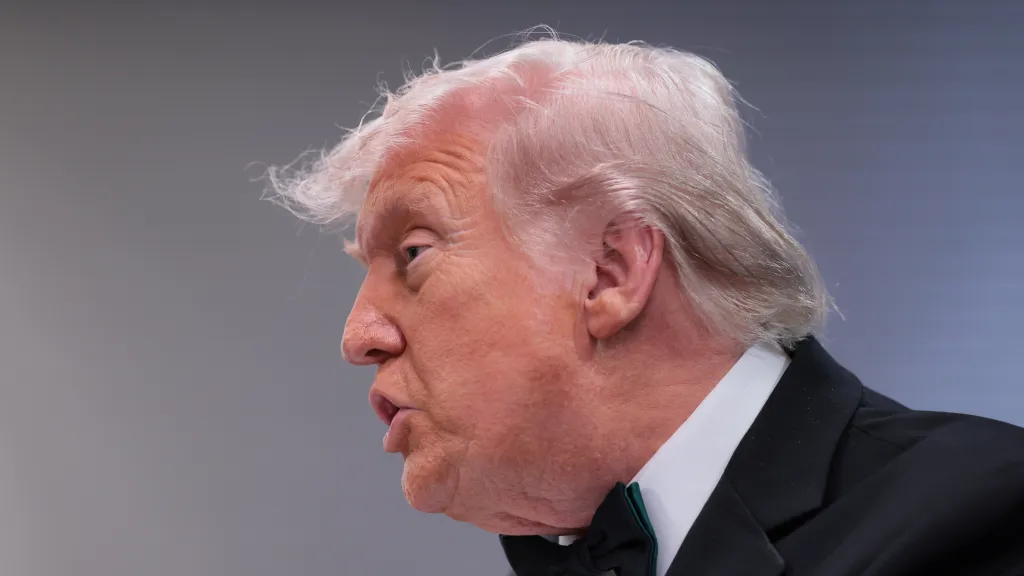 Donald Trump na tiskové konferenci v Bílém domě poté, co byl evakuován z galavečeře s novináři