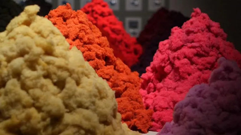 Instalace Trh s vláknem