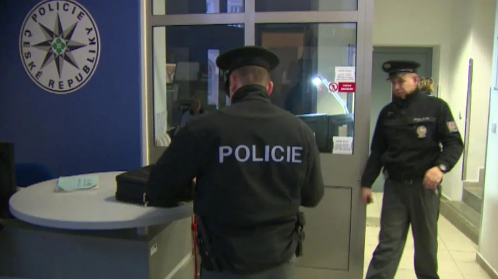 Policejní hlídka vyráží do terénu