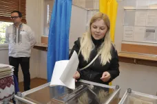 Ukrajinci v Česku chtějí za prezidenta Zelenského, většina diaspory je ale pro Porošenka