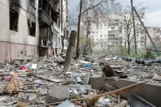 Pokračují tvrdé boje v Severodoněcku, Ukrajinci odrážejí ruské útoky