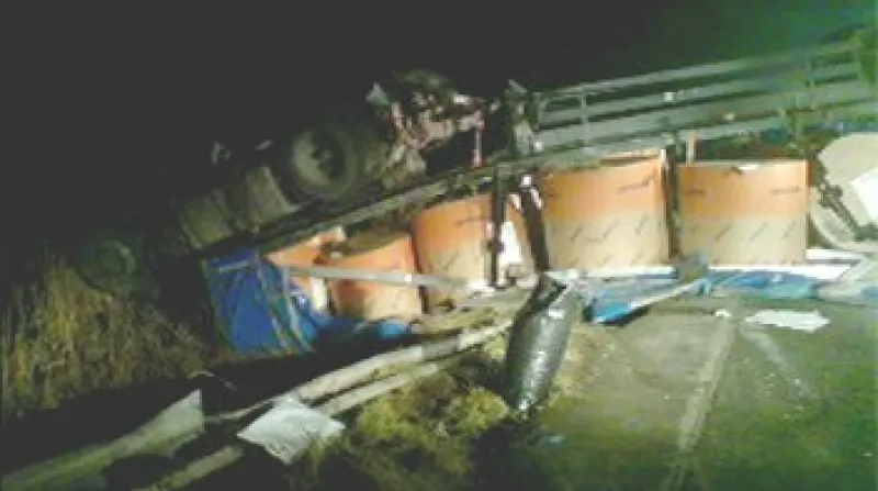 Převrácený kamion