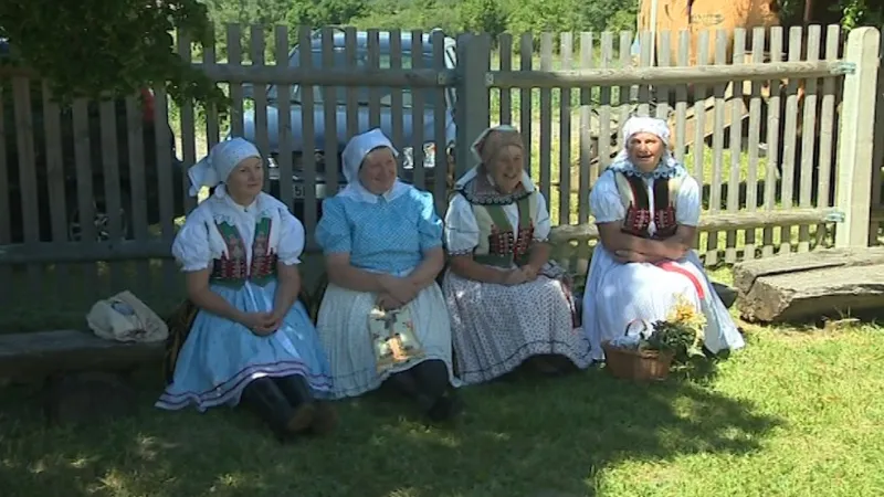 Slavnosti představují původní kroje