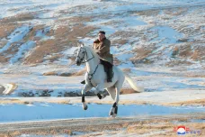 Kim zdolal na koni horu Pektu. Symbolické gesto před velkým prohlášením, mají jasno experti