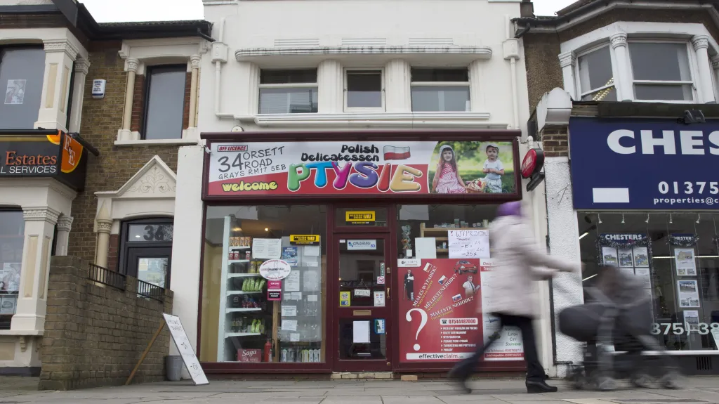 Polský obchod ve městě Greys na jihu Británie