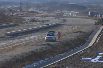 Dostavba D4 je potvrzena, Havlíček podepsal smlouvu s francouzským dodavatelem