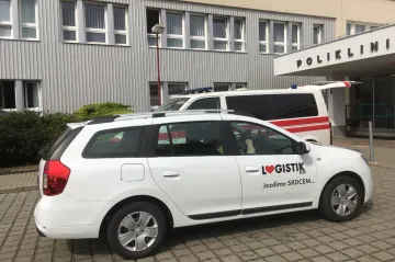 Na úřad nebo k lékaři sveze starší lidi Senior taxi nově i ve Vyškově