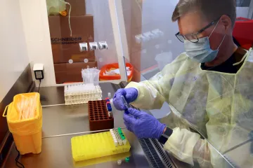 Podpora české vědy funguje, zjistil NKÚ. Daří se získávat víc evropských grantů