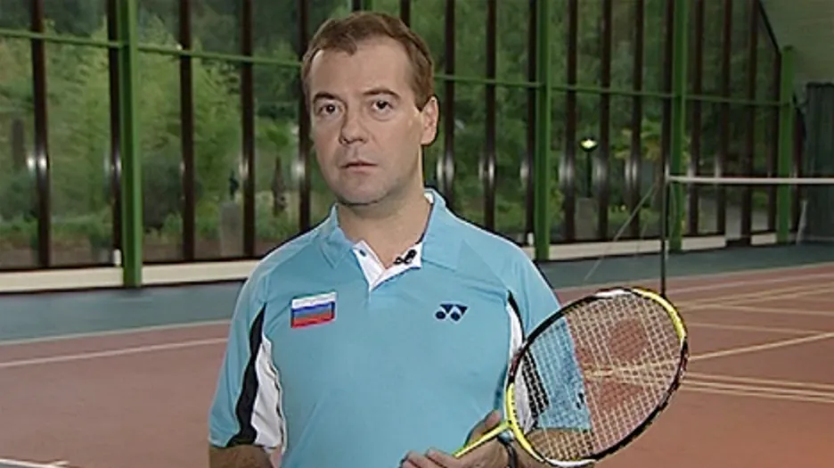 Nadšený badmintonista Dmitrij Medveděv