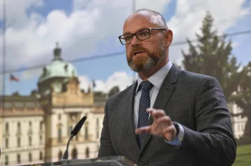 Plaga navrhne, aby maturanti mohli dál volit mezi matematikou a cizím jazykem