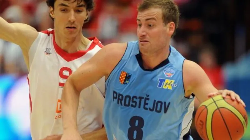 V prvním finále NBL Nymburk deklasoval Prostějov