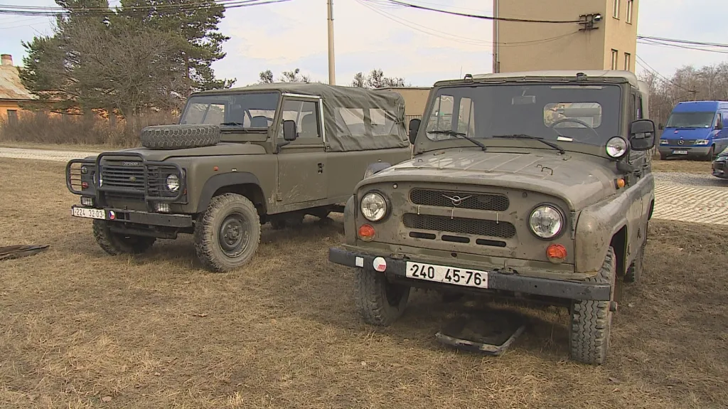 Ilustrační fotografie: Armádní terénní vozidla