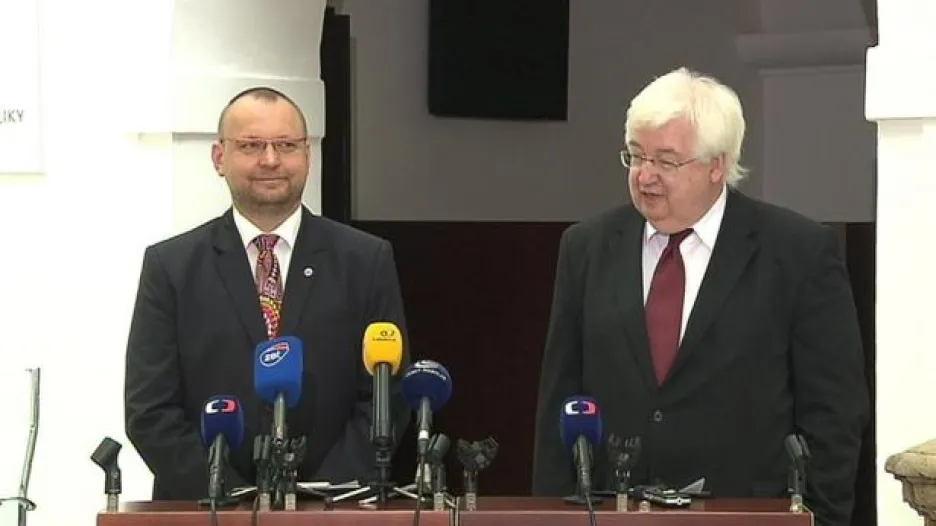 KDU-ČSL: Chceme centrální autoritu pro IT zakázky