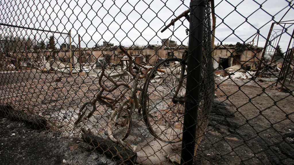 Následky požáru v Albertě