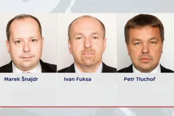 Němcová a Peake vypovídaly v kauze trafik pro poslance. Obě tvrdí, že o ničem nevěděly