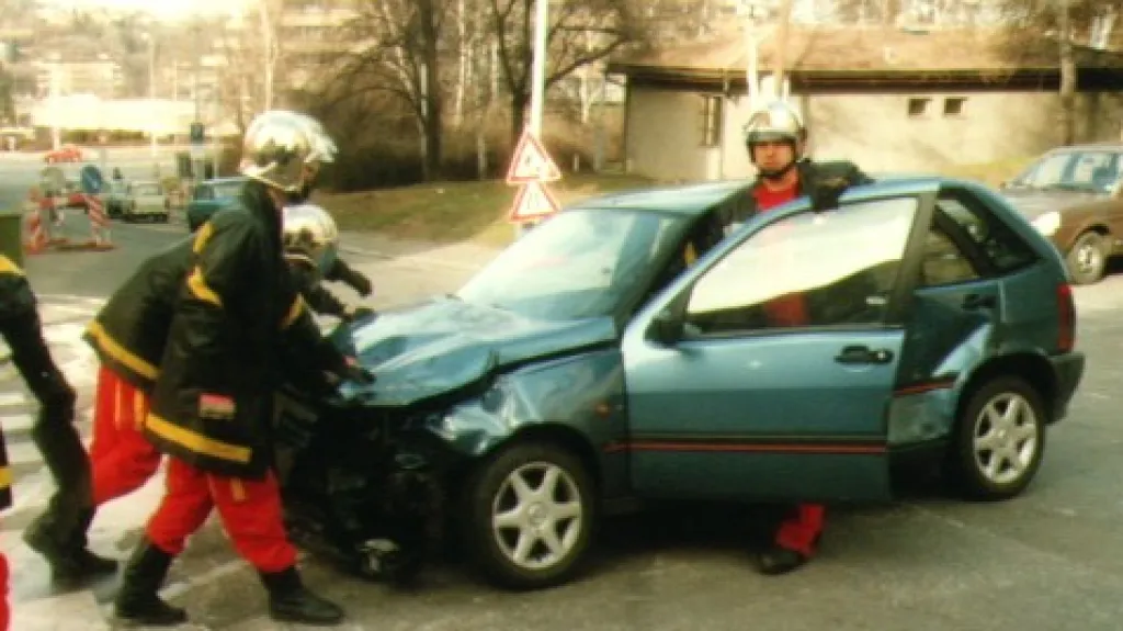 Odstraňování nehody automobilu