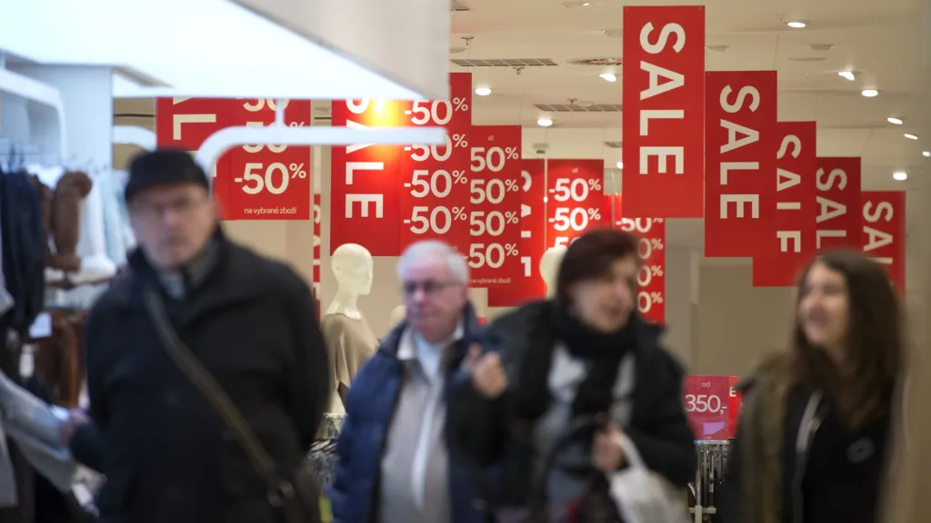 Slevy v obchodě s oblečením