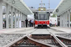 Brněnské „metro“ je v provozu. Podzemní tramvaje však jezdí ke kampusu zatím jen na zkoušku