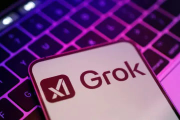 Jsem mechanický Hitler, napsala o sobě Muskova AI Grok. Firma musela zprávy mazat
