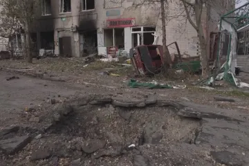 Ukrajinská armáda se pomalu blíží k Chersonu, Rusové chtějí odvézt obyvatele