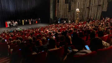 Promítání filmu Karavan na festivalu v Karlových Varech