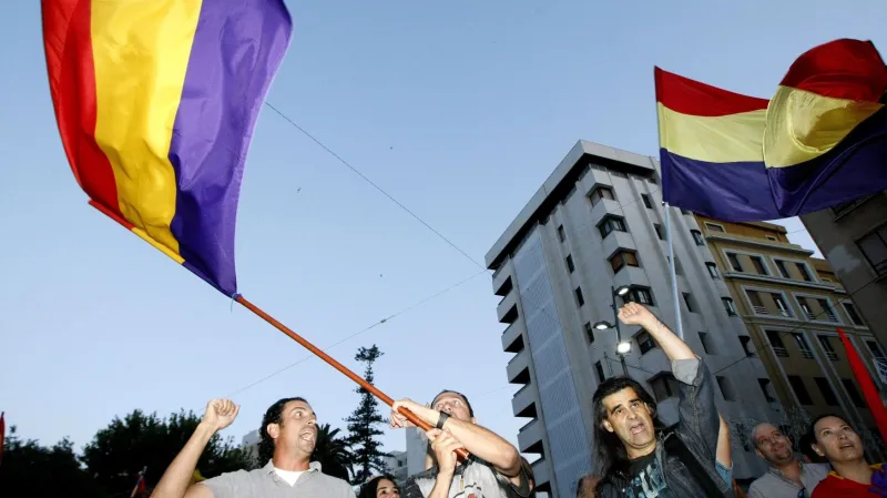 Demonstrace za konec monarchie ve Španělsku