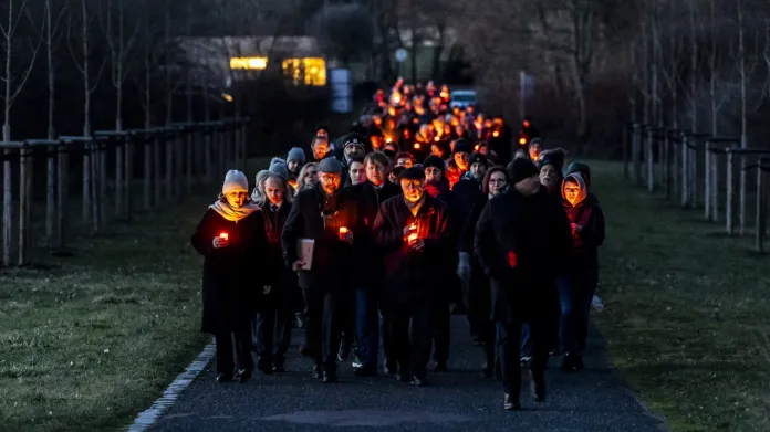 Průvod světel, vzpomínková akce při příležitosti Mezinárodního dne památky obětí holocaustu