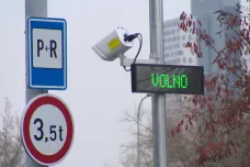 Praha slibuje konec kroužení ulicemi, na Zličíně vznikne parkovací dům