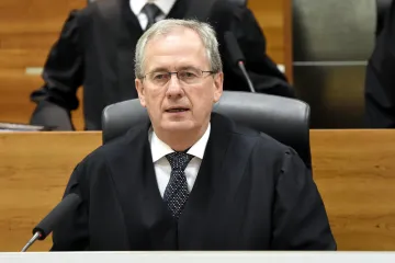 Baxa v reakci na spekulace o novém předsedovi Ústavního soudu varoval před „przněním ústavy“