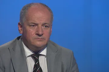 Počet diváků na sportovních akcích bude omezen asi na dva tisíce, řekl ministr zdravotnictví Prymula