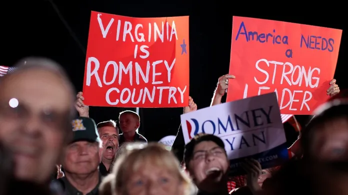 Republikánští příznivci ve Fishervillu ve Virginii den po prezidentské debatě
