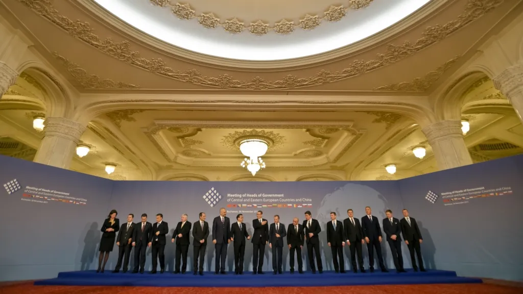Summit šestnácti evropských zemí a Číny v Bukurešti
