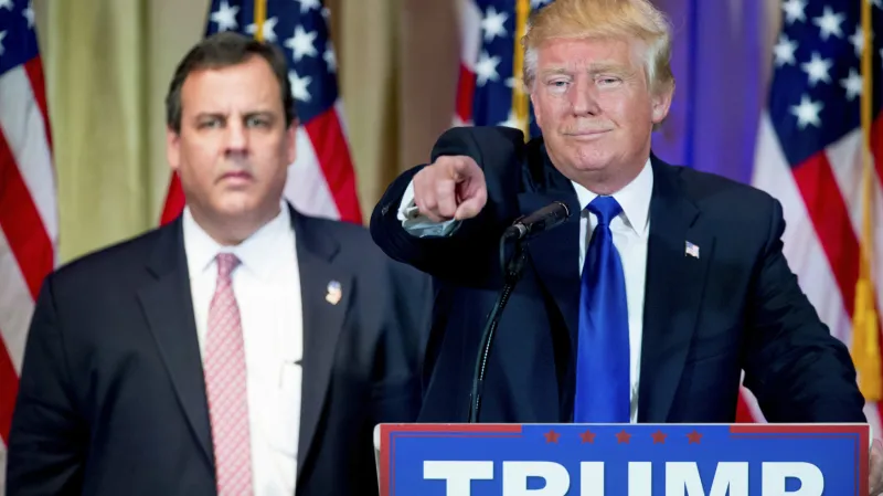 Clintonová s Trumpem se přiblížili stranické nominaci