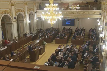 Sněmovna podpořila nový systém sociálních dávek