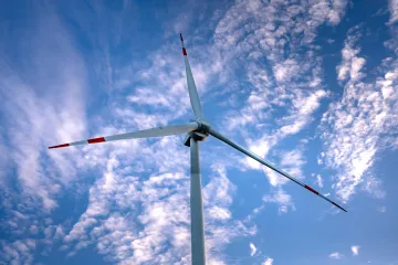 Reportéři ČT se zajímali o dezinformace a spory kolem větrných elektráren