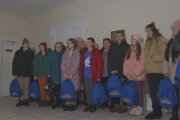 Matka se v Kyjevě po roce setkala s dcerou, kterou odvezli do Ruska