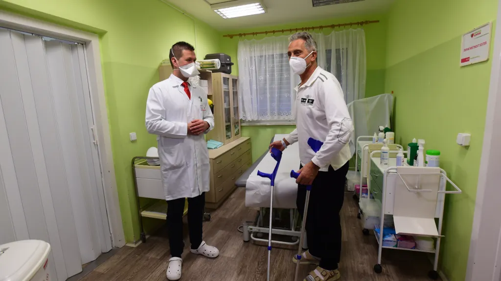 Pacient po operaci kyčelního kloubu