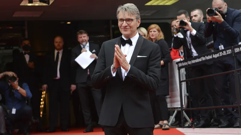 Jan Svěrák přijíždí na závěrečný ceremoniál