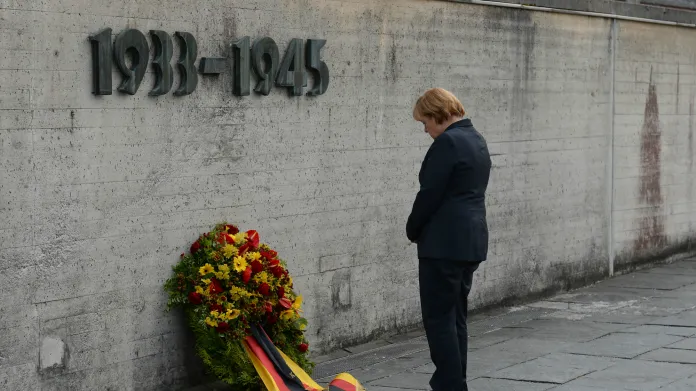Angela Merkelová v Dachau
