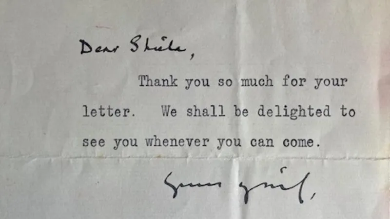 Churchill jí po podpisu mnichovské dohody Chamberlainem řekl: „Bojovala jste dobře“. Tyto dopisy dokládají, jak pro něj byly informace od Grant Duffové o ČSR důležité