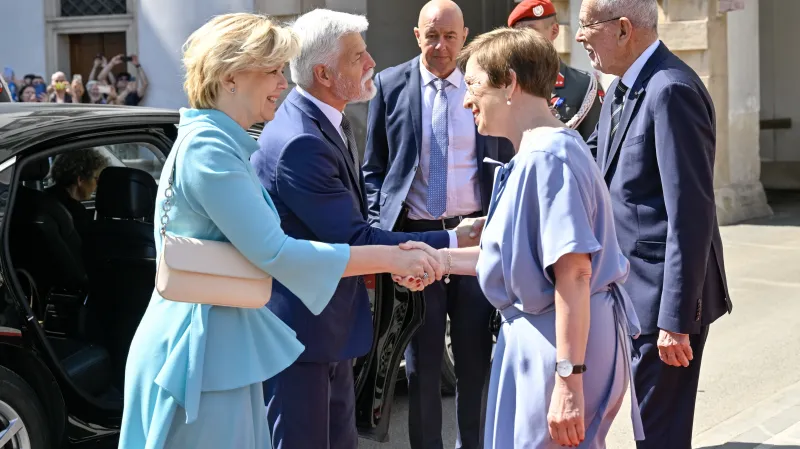 Rakouský a český prezidentský pár ve Vídni