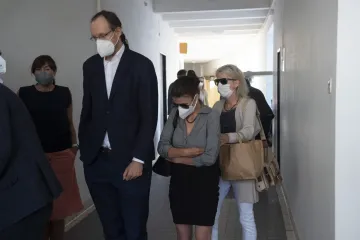 Případ chlapce, který upadl po operaci mandlí do kómatu, začal řešit soud. Obžalobě čelí zdravotníci i nemocnice