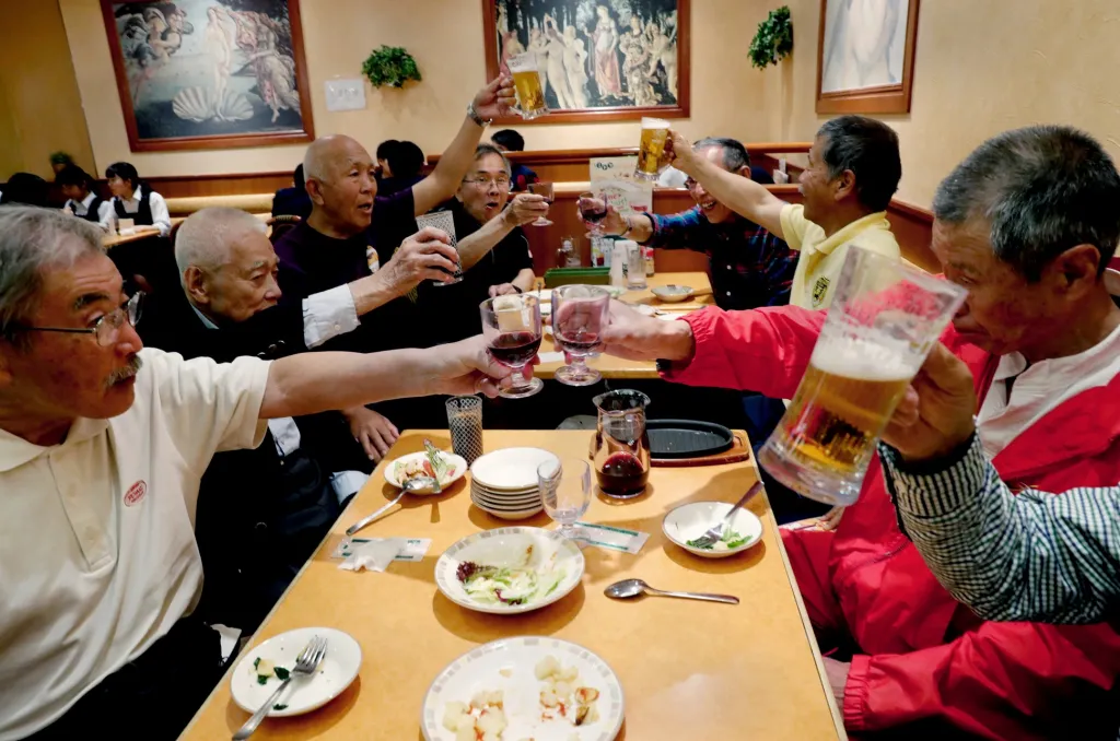 Zdejší ragby udržuje hráče nejen aktivní, ale nabízí jim i společenské vyžití. Mistrovství světa v ragby, které se v roce 2019 konalo právě v Japonsku, zvýšilo povědomí a nadšení pro tento sport a oslovilo i nejstarší generaci