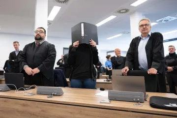 Saský soud potrestal levicovou radikálku vězením. Německo se obává násilností