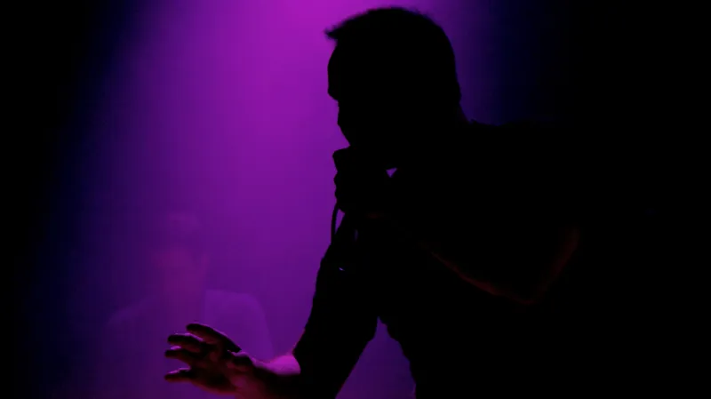 Future Islands nadchli publikum svými skladbami o zklamání a rozchodech