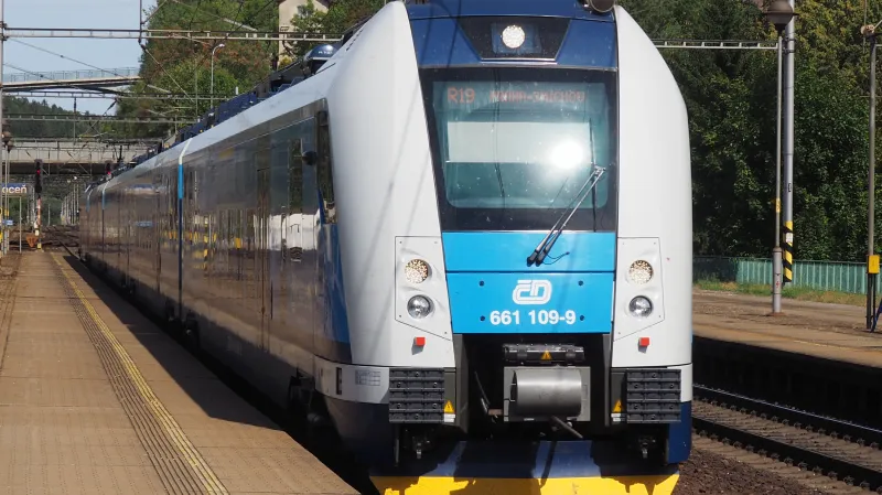 Na rychlíkové lince Brno–Praha jezdí nové elektrické jednotky Interpanter. V posledních letech kvůli tomu označovaly České dráhy spoje této linky jako „rychlíky vyšší kvality“ neboli Rx. Nyní tuto kategorii ruší a půjde opět o „obyčejné“ rychlíky. Neznamená to ale, že by nyní již měly onu vyšší kvalitu všechny rychlíky